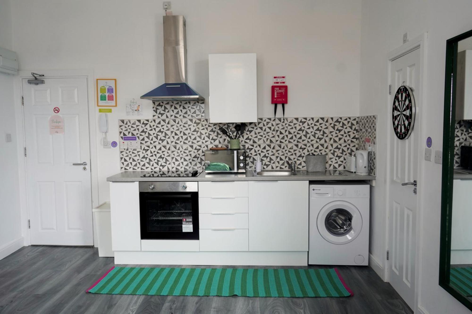 Bright And Spacious Studio In Central Бирмингам Екстериор снимка
