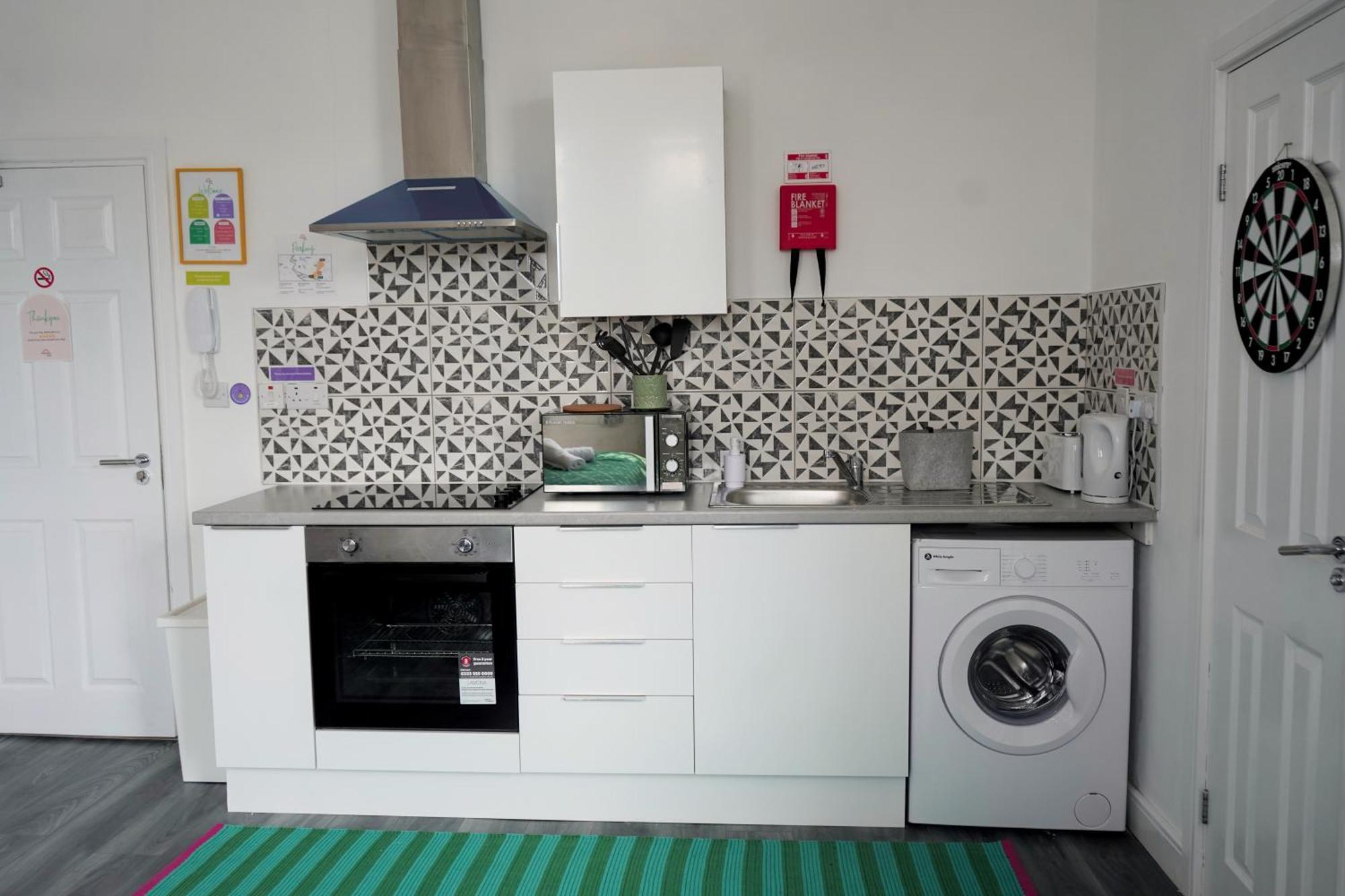 Bright And Spacious Studio In Central Бирмингам Екстериор снимка
